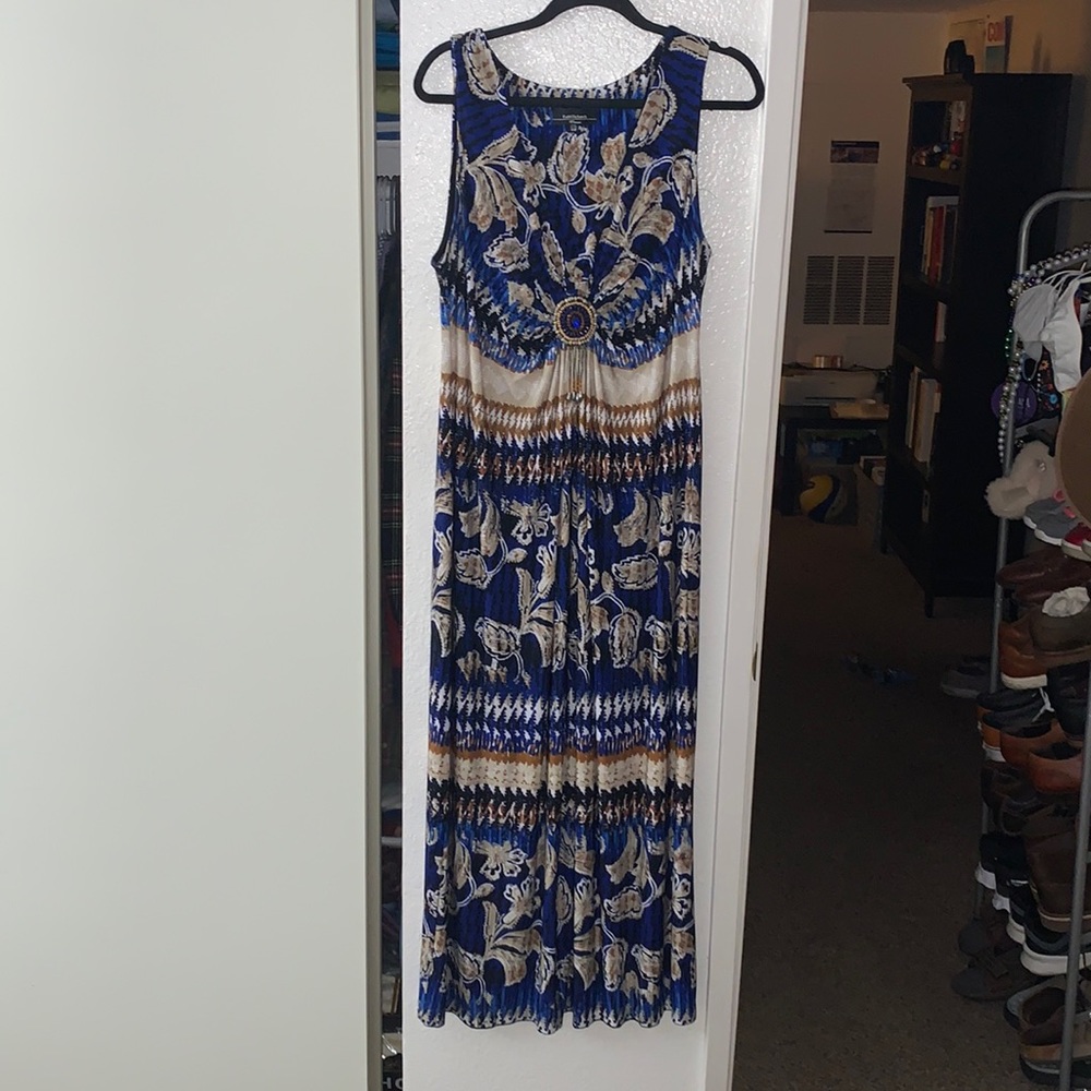Women’s maxi dress size 16w, blue tan print